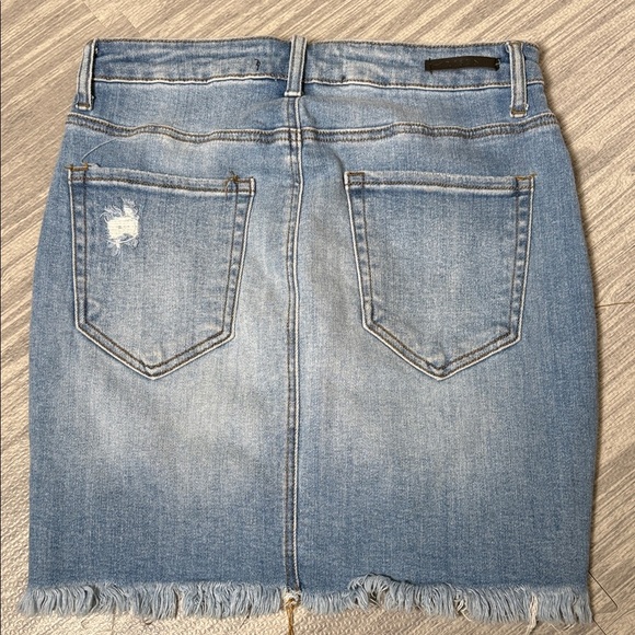 Risen Distressed Denim Mini Skirt Size Large - Picture 6 of 7